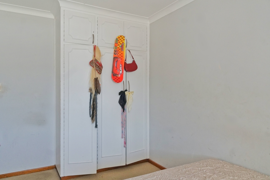 2 Bedroom Property for Sale in Beacon Bay Eastern Cape